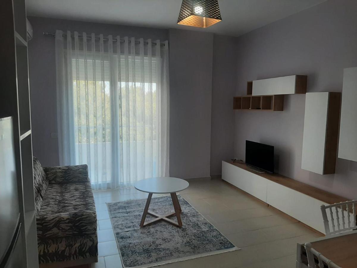 Linda'S Apartment Vlorë Buitenkant foto